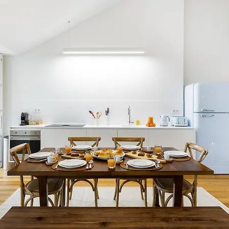 Whome View Penthouse Luxurious Living In With Ac & Elevator