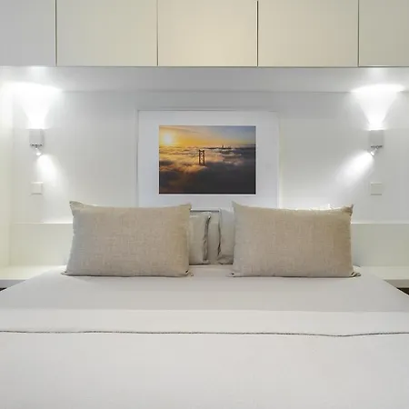 Appartamento Whome View Penthouse Luxurious Living In With Ac & Elevator