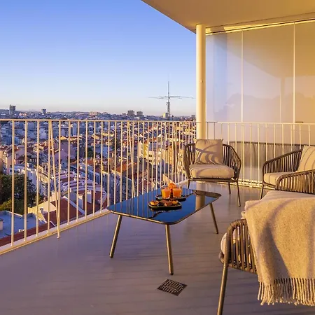Whome View Penthouse Luxurious Living In With Ac & Elevator * Lisbon