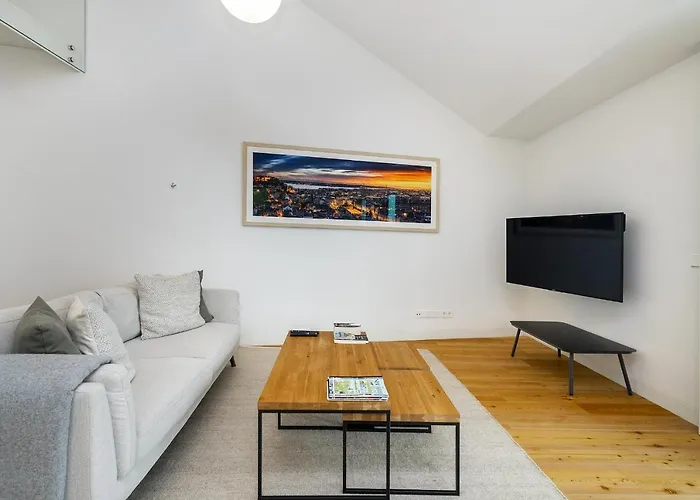 Διαμέρισμα Whome View Penthouse Luxurious Living In With Ac & Elevator Lisboa