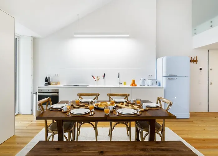 Whome View Penthouse Luxurious Living In With Ac & Elevator