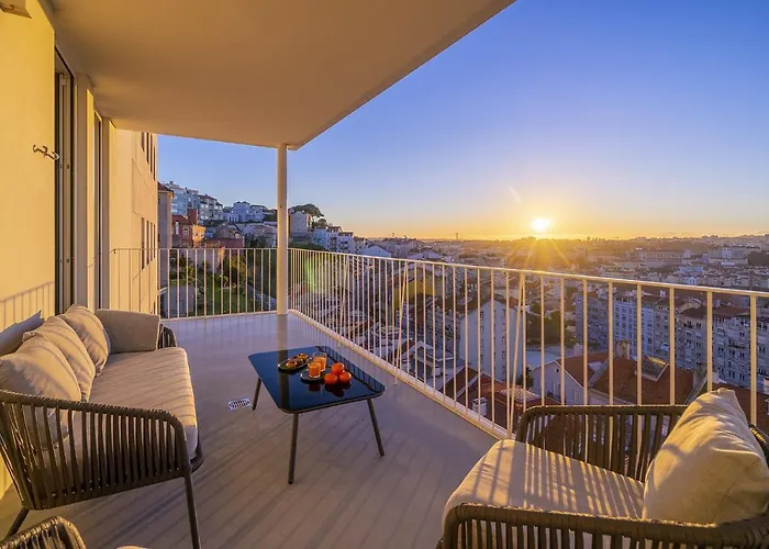 Διαμέρισμα Whome View Penthouse Luxurious Living In With Ac & Elevator *