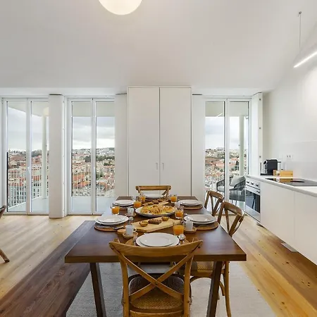 Apartament Whome View Penthouse Luxurious Living In With Ac & Elevator