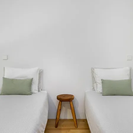 Whome View Penthouse Luxurious Living In With Ac & Elevator