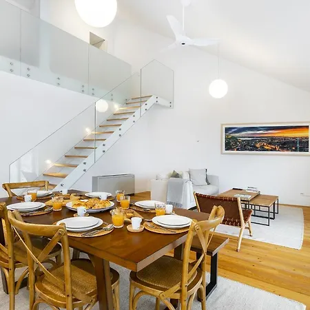 Whome View Penthouse Luxurious Living In With Ac & Elevator Apartament